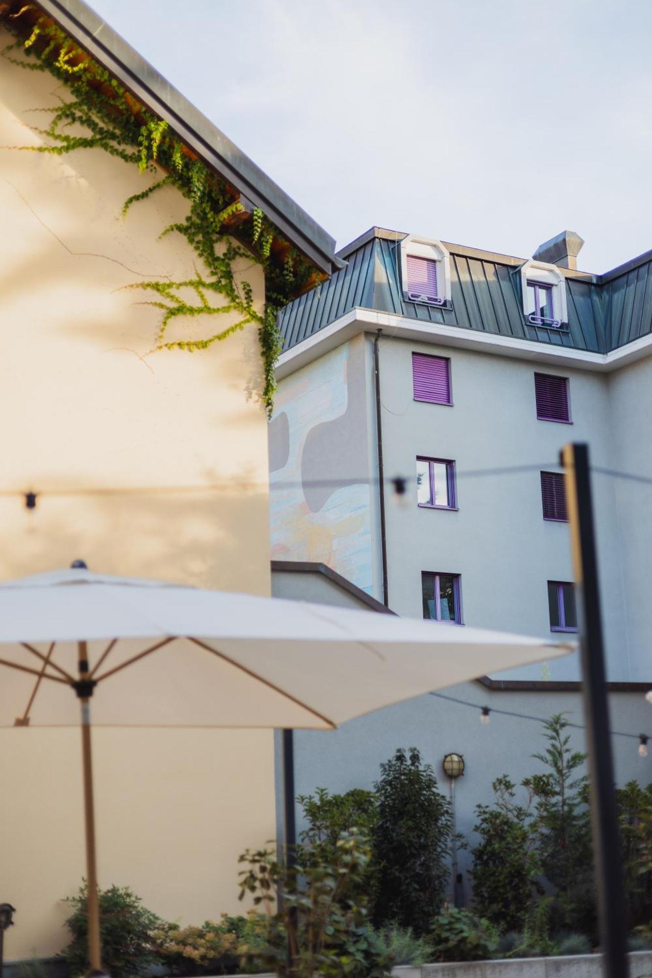 Base Vevey Hotel Екстериор снимка