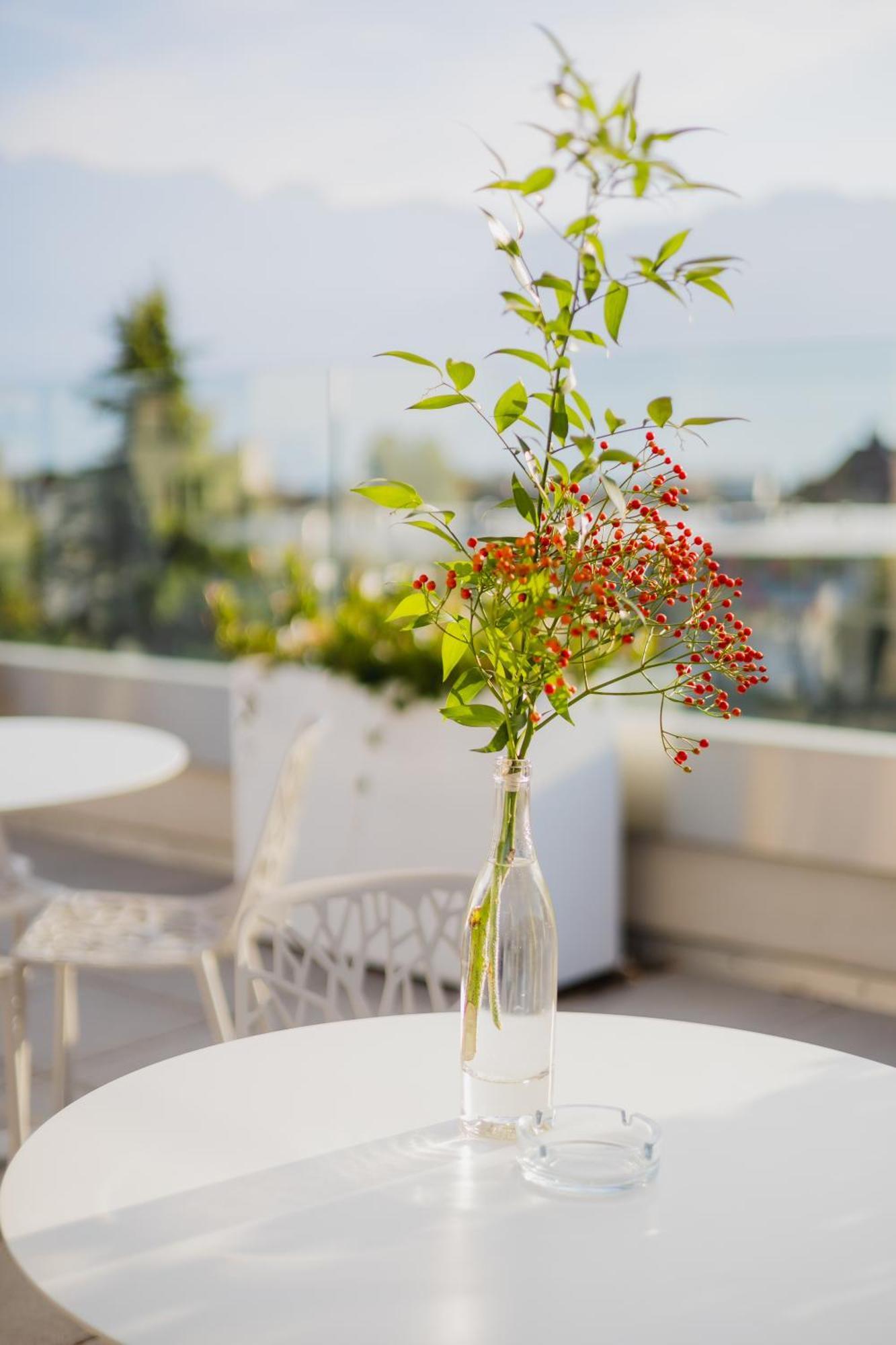 Base Vevey Hotel Екстериор снимка