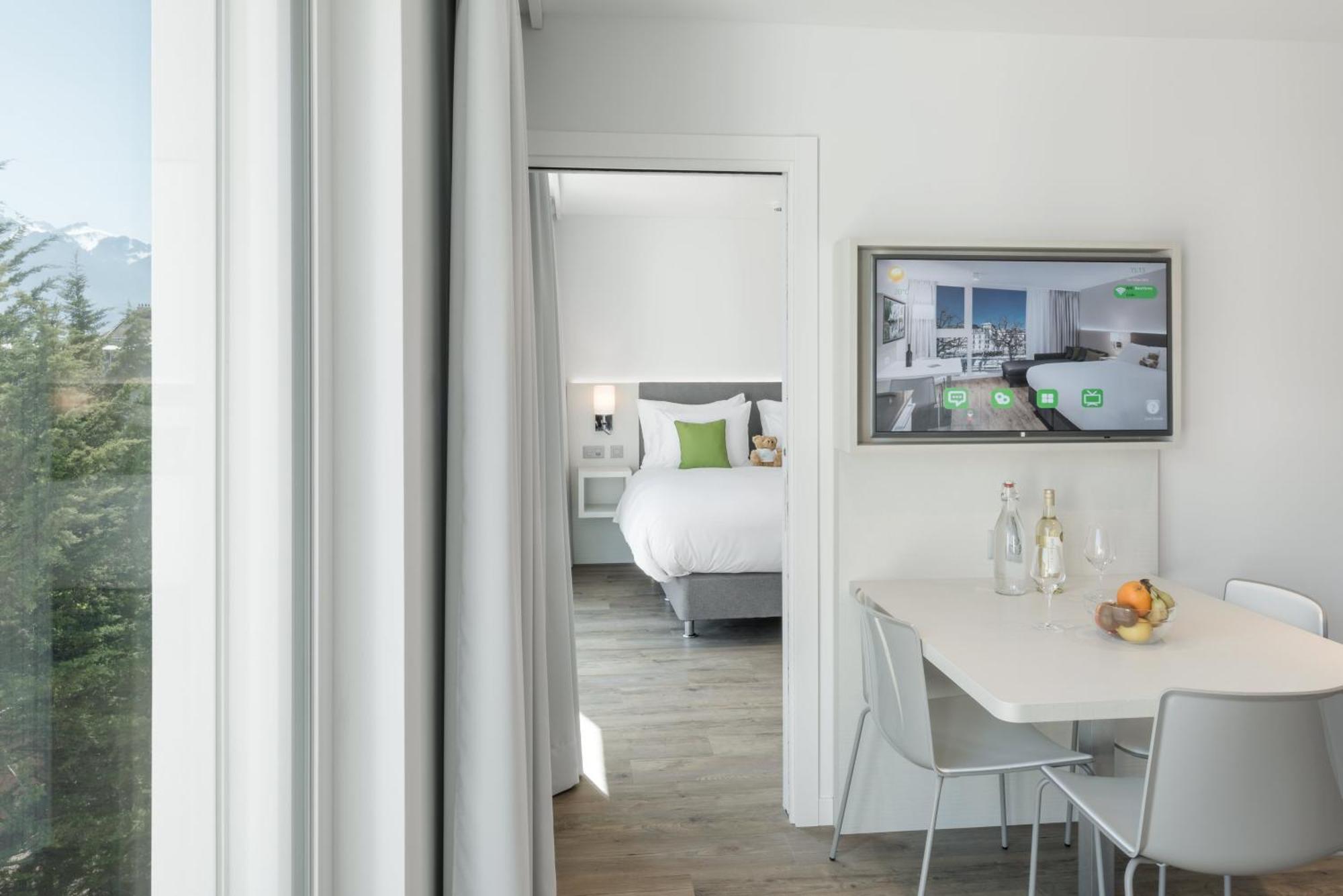 Base Vevey Hotel Стая снимка